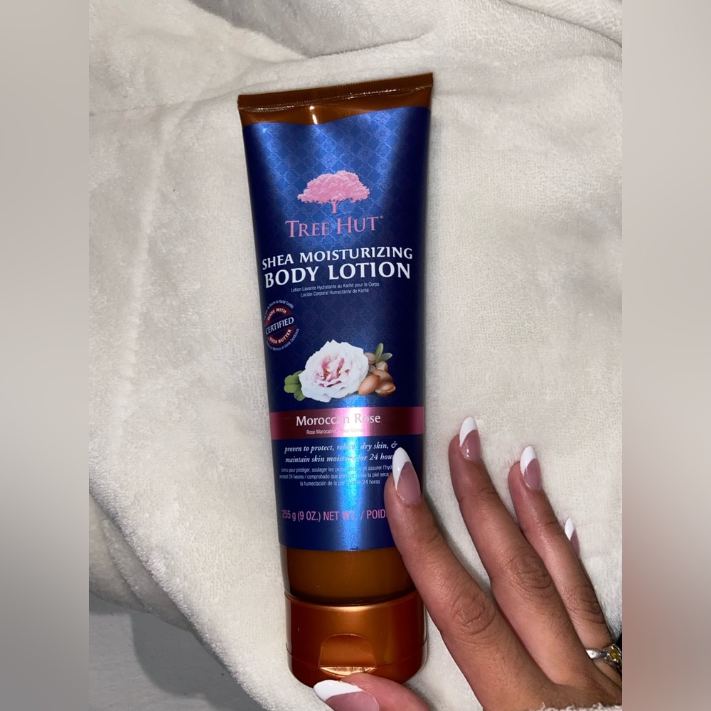 RARE tree hut moroccan rose lotion